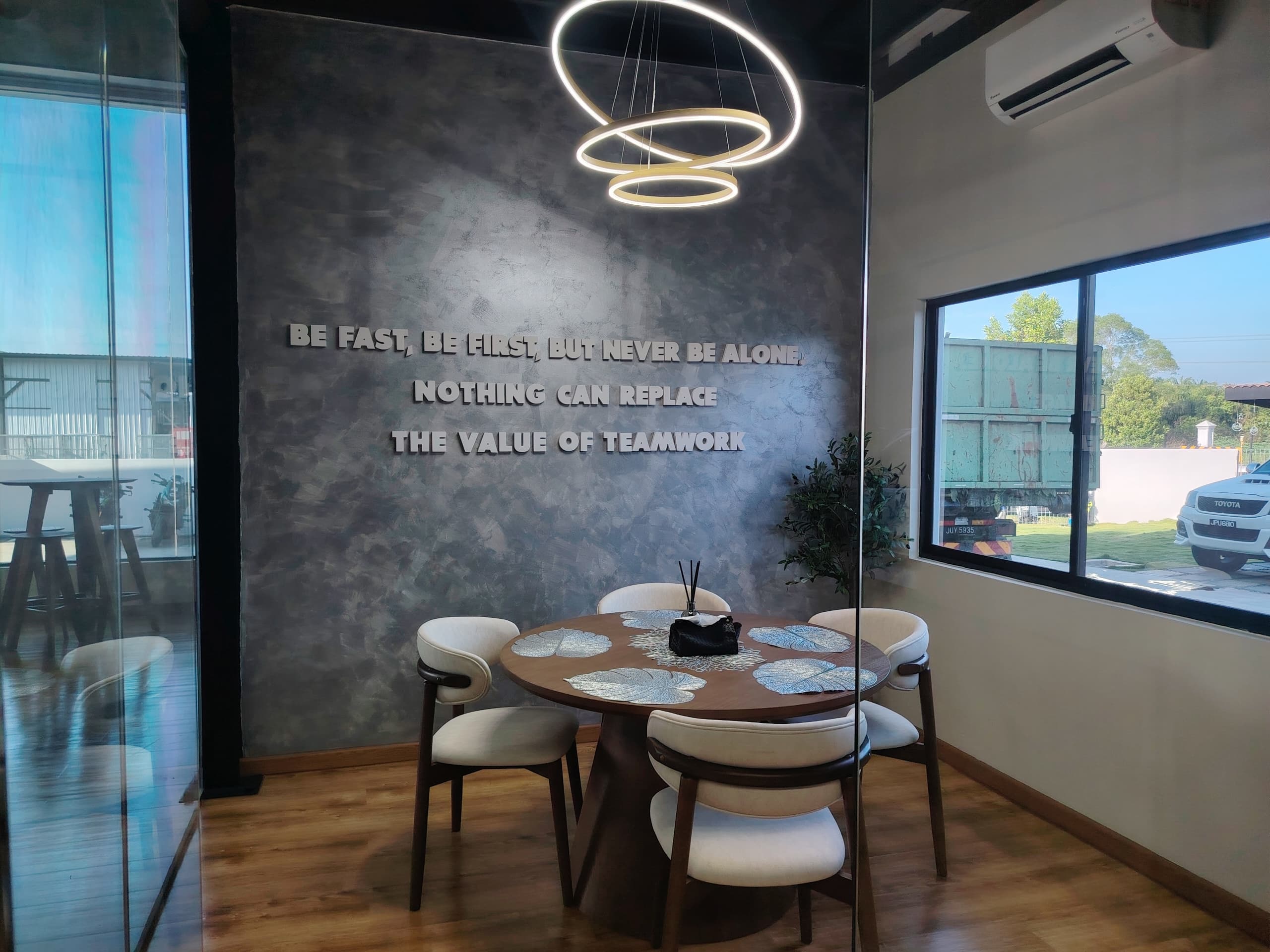 Office 6